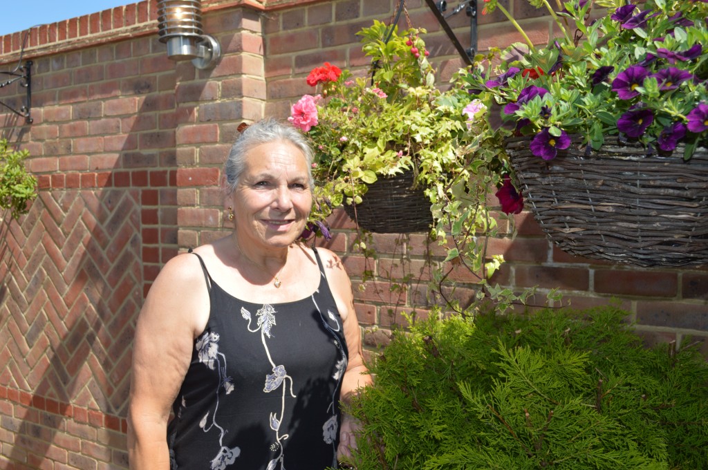Rhoda at The White Horse, Coxtie Green